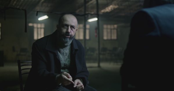 Υποψίες