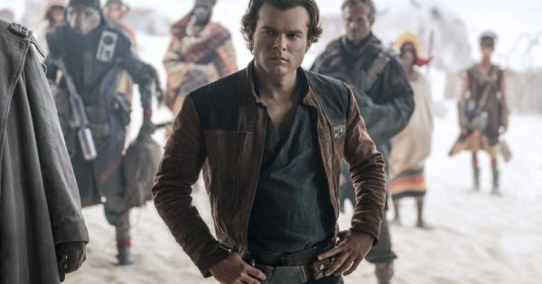 «Solo: A Star Wars Story»: Ο Ρον Χάουαρντ ταξιδεύει με σχετική επιτυχία σε έναν γαλαξία πολύ, πολύ μακρυά