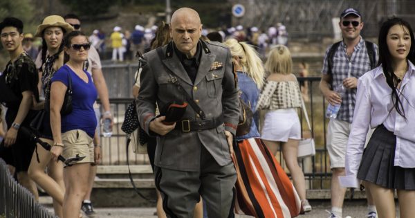 Κοίτα ποιος Γύρισε