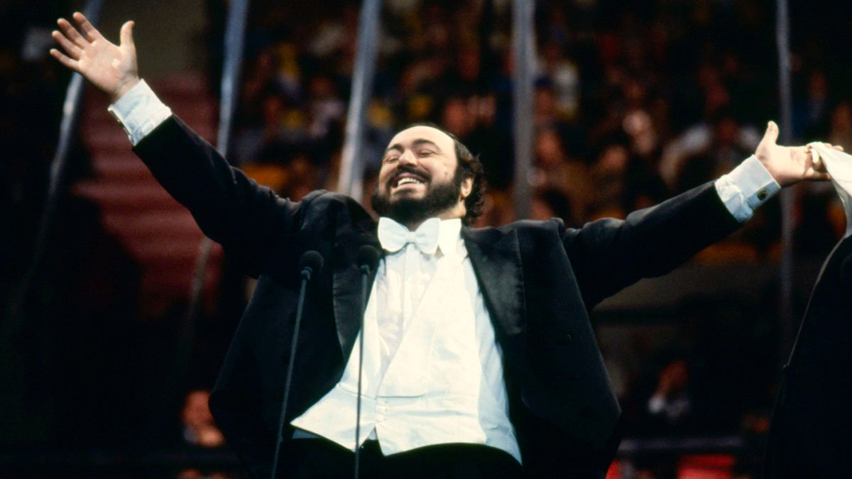 pavarotti-trailer_1581_107724235