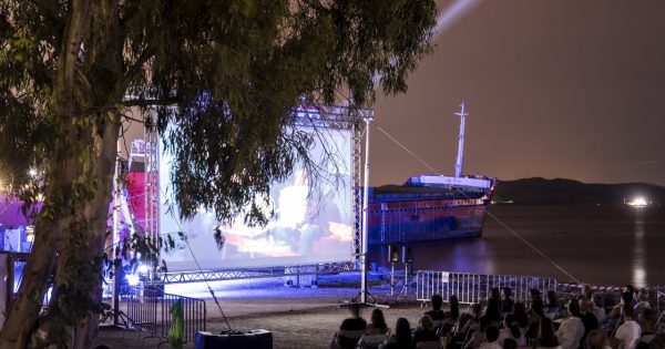 AOAFF: Το «Λιμάνι της Χάβρης» άραξε στην τοποθεσία «Γέφυρα» στο Καρνάγιο της Ελευσίνας