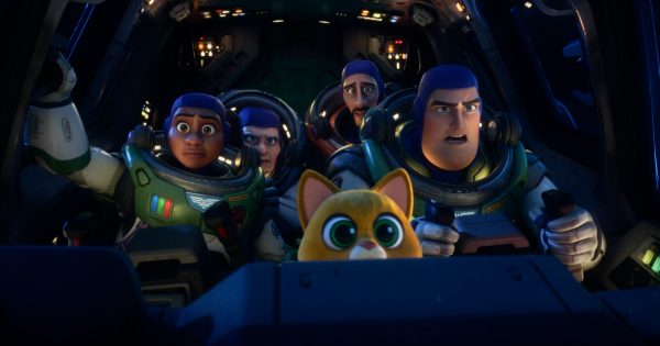 Lightyear (με υπότιτλους)