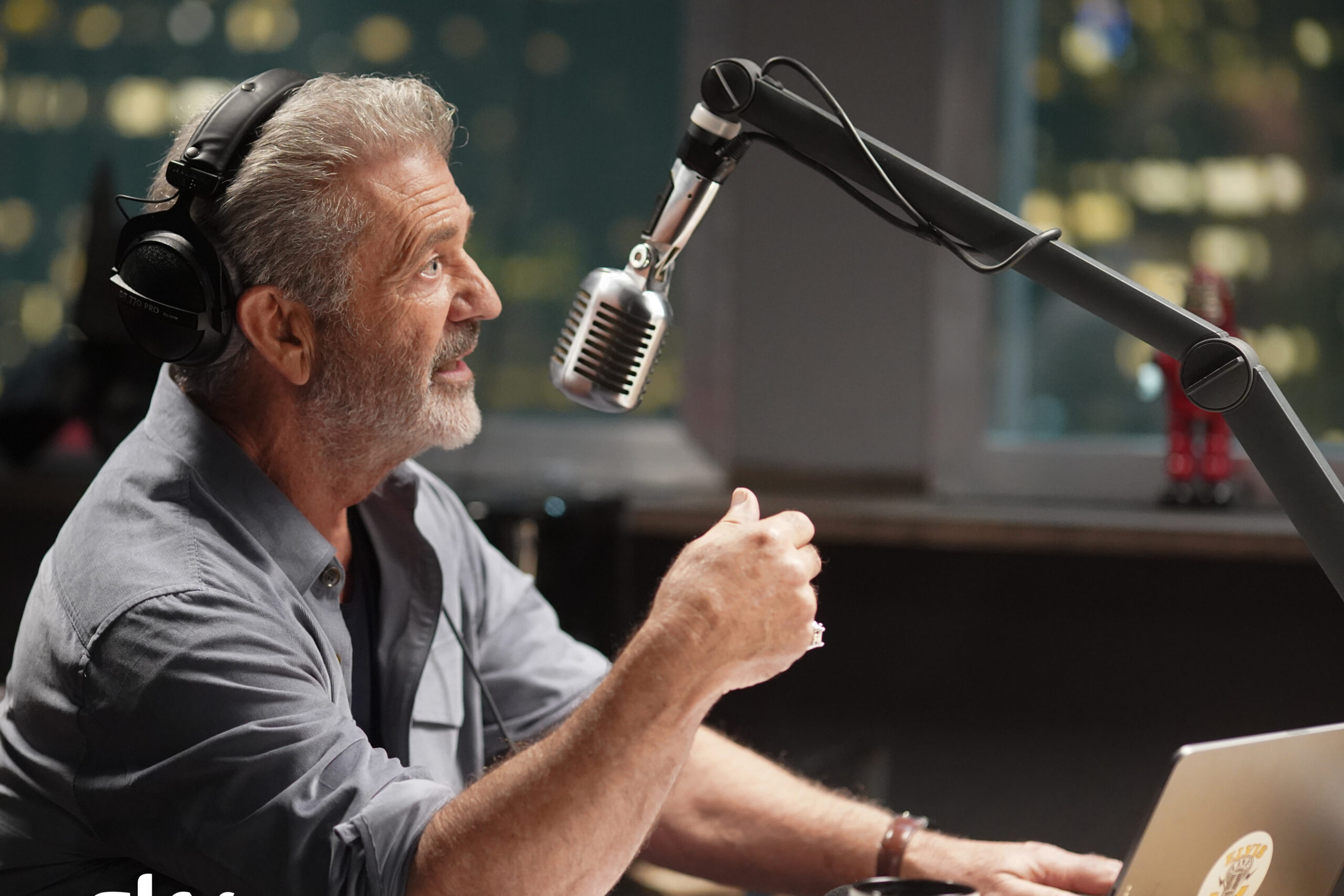 mel-gibson_1581_107764771