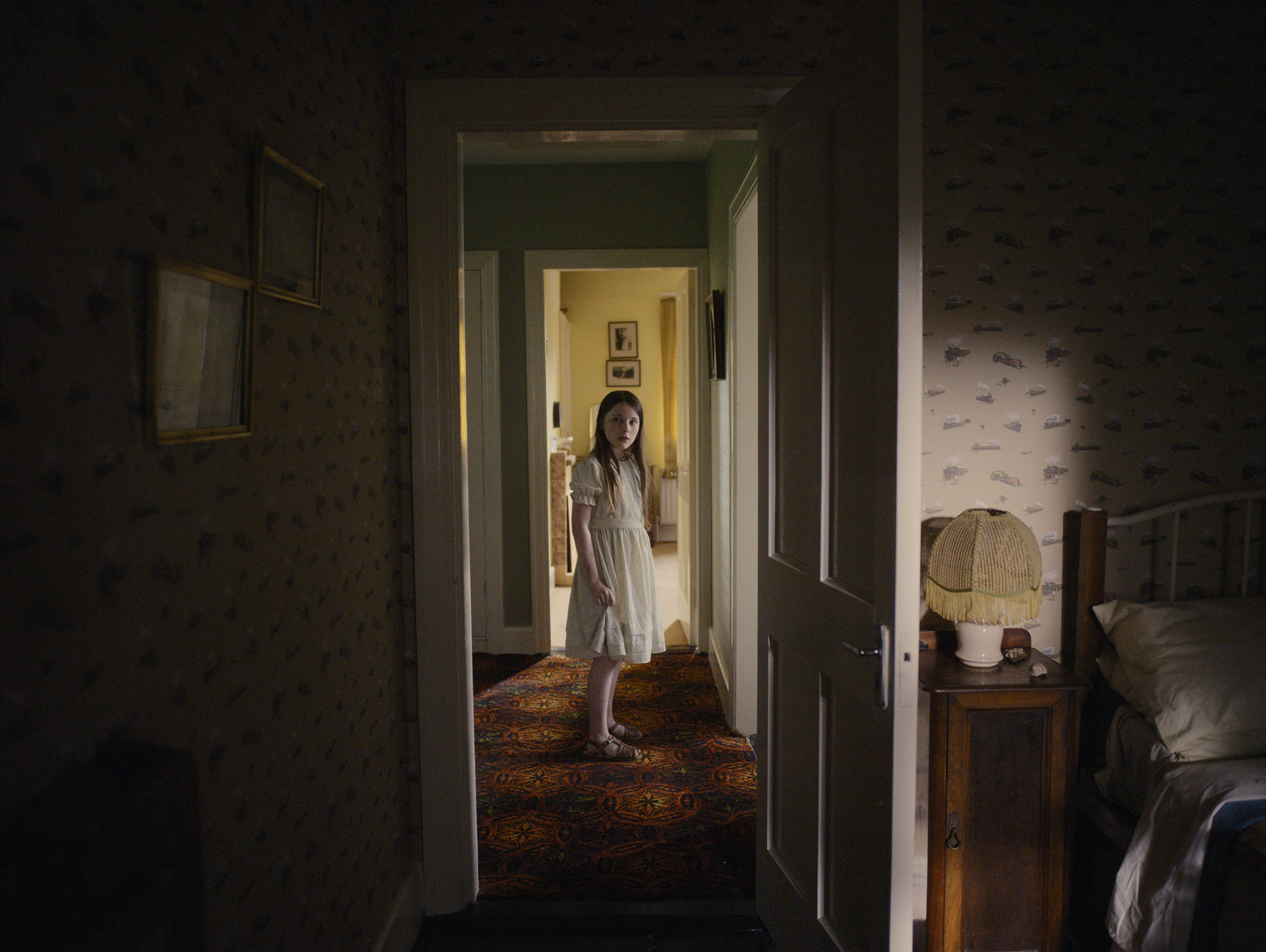 the-quiet-girl-cait–catherine-clinch–explores-the-kinsellas-house-for-the-first-time_1581_107767106