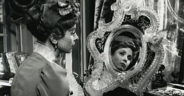 Το Ciné-club του Γαλλικού Ινστιτούτου δίνει λευκή
κάρτα στον The Boy