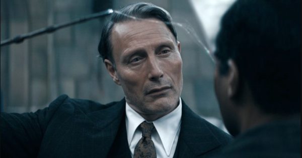 Εxpecto sequelum? Η συνέχεια των «Fantastic Beasts»
βρίσκεται σε παύση σύμφωνα με τον Ντέιβιντ Γέιτς
