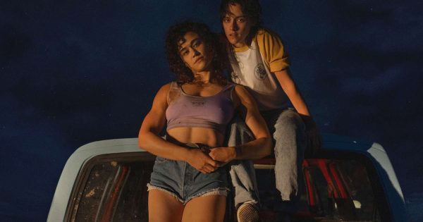 Τρέιλερ «Love Lies Bleeding»: Η Κρίστεν Στιούαρτ ερωτεύεται
μια bodybuilder (και ο Εντ Χάρις καραδοκεί)