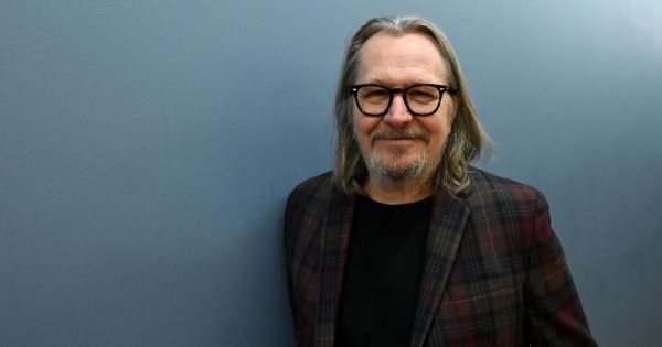 Γκάρι Όλντμαν: «Με έσωσαν ο Μπάτμαν και ο Χάρι
Πότερ»