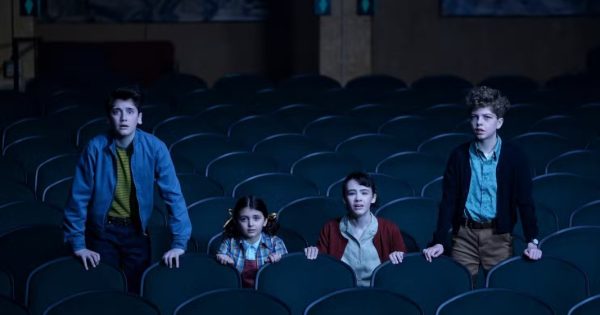 Πρώτες εικόνες από το prequel του «It» που ετοιμάζεται να
στοιχειώσει το Max