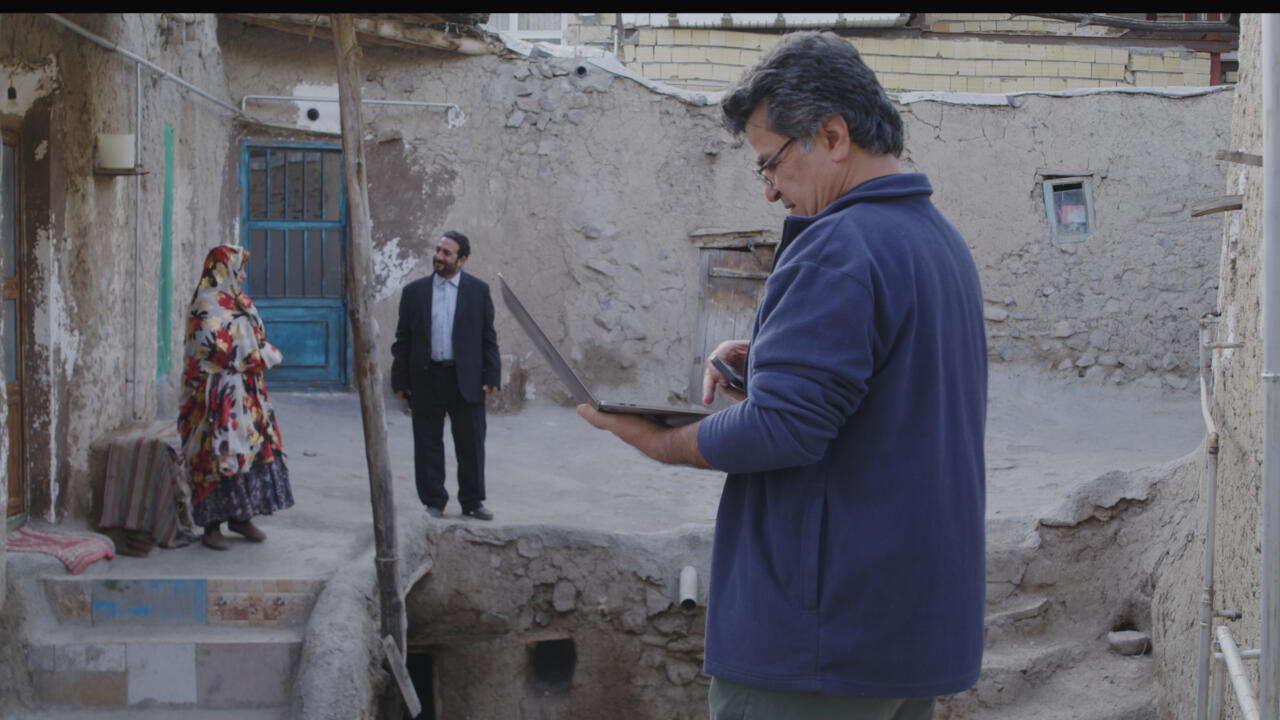 Αρκούδες δεν Υπάρχουν