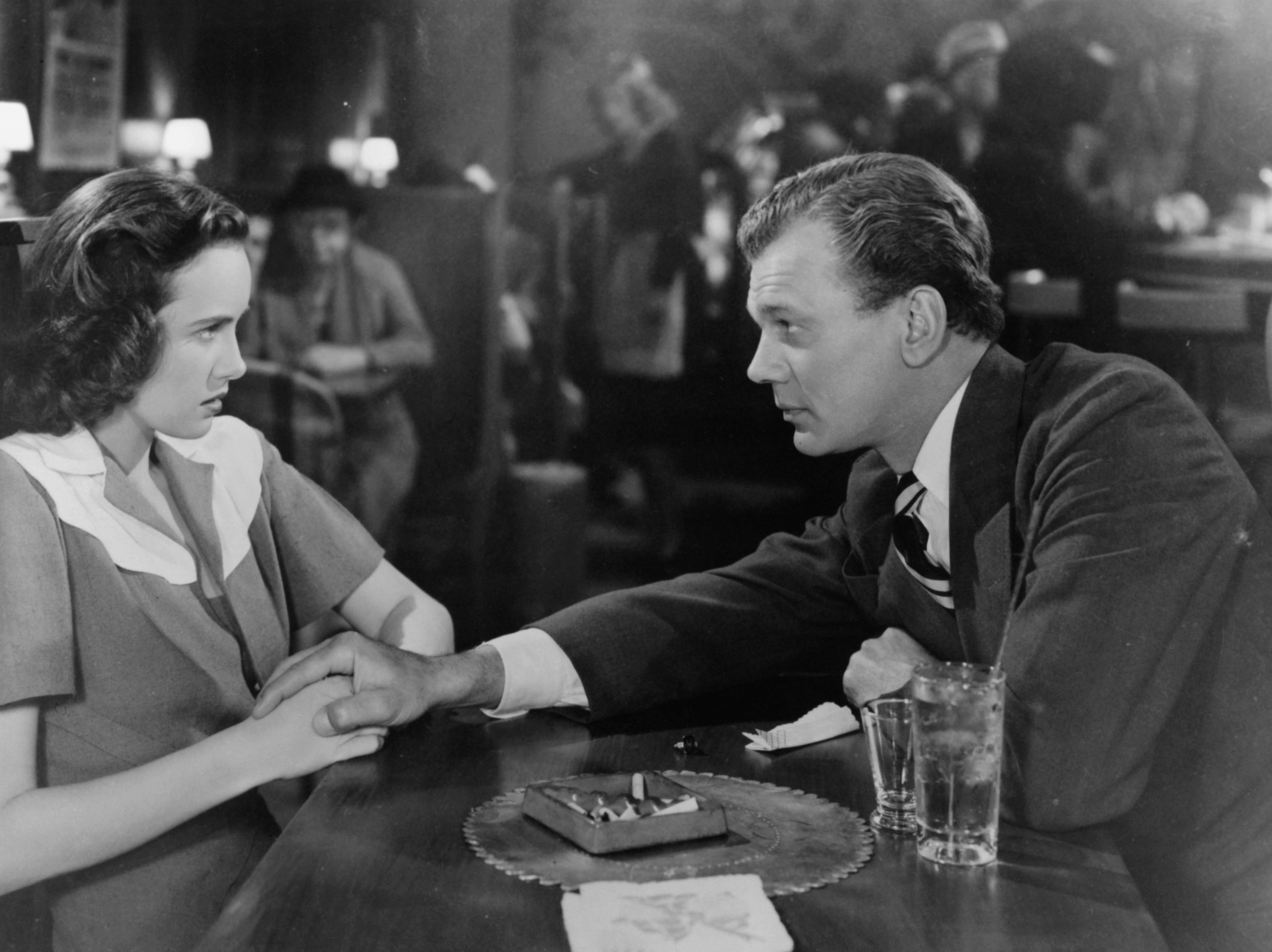 Το Χέρι που Σκοτώνει