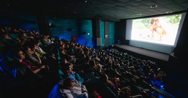 Το PDSFF24 Love & Revolt ολοκληρώθηκε με συγκίνηση και αλληλεγγύη σε ένα κατάμεστο Άστορ