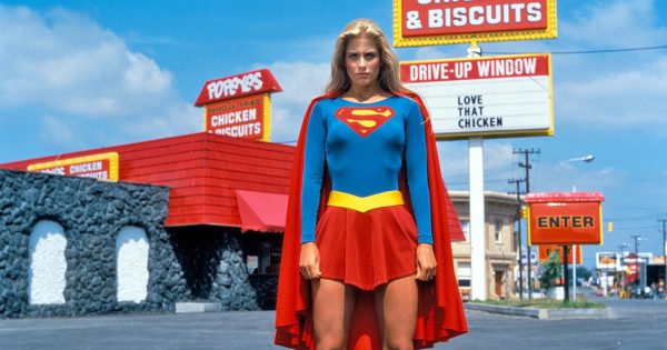 Βρέθηκε ο σκηνοθέτης της «Supergirl»
