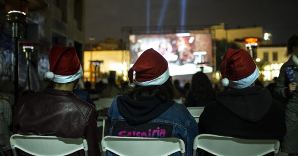 AOAFF Xmas! “Γκρέμλινς”, γιορτές και σινεμά στην Πλατεία Ασωμάτων