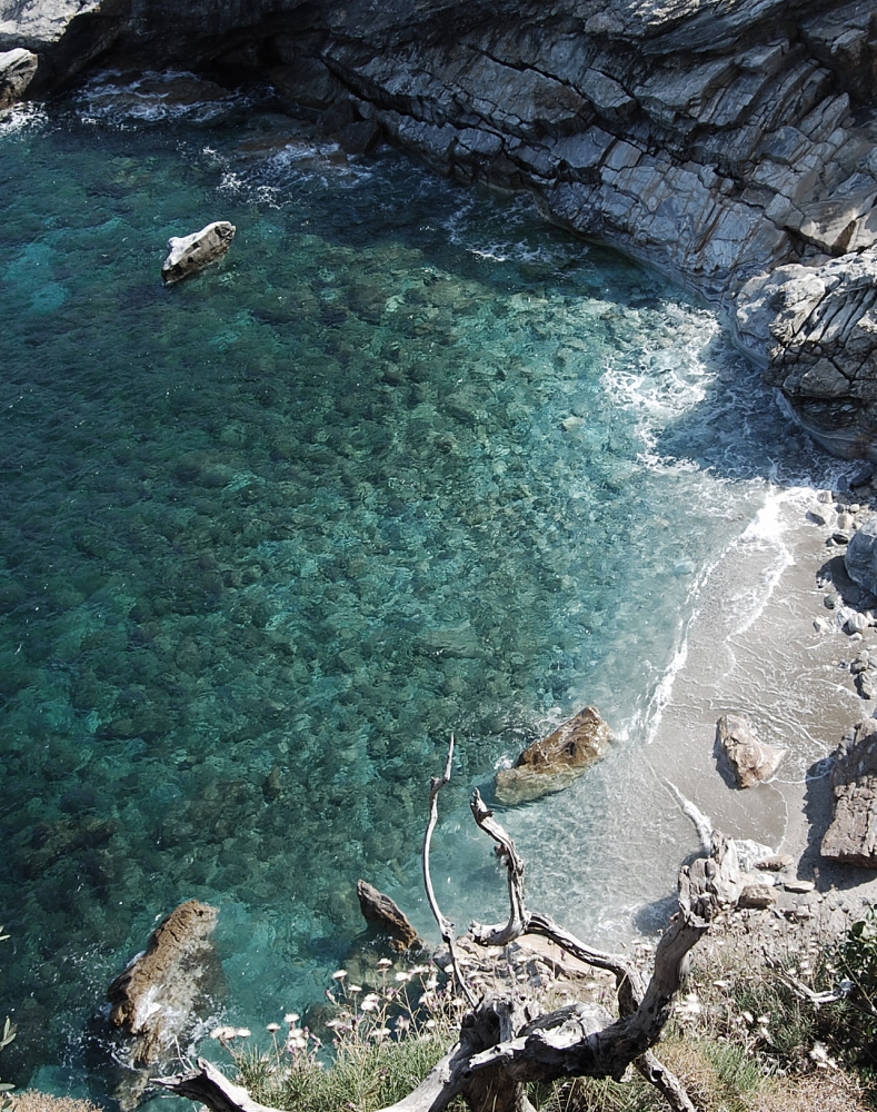 Ιράν-Αθήνα μέσω «Κάβο Ντόρο»