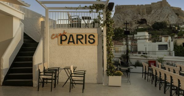 Το εμβληματικό Cine Paris επαναλειτουργεί από το Cinobo