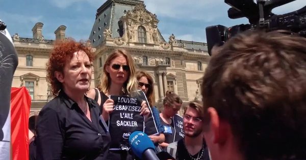 Το αριστουργηματικό «Όλη η Ομορφιά και η Αιματοχυσία» σε δωρεάν προβολή στο Exile Room