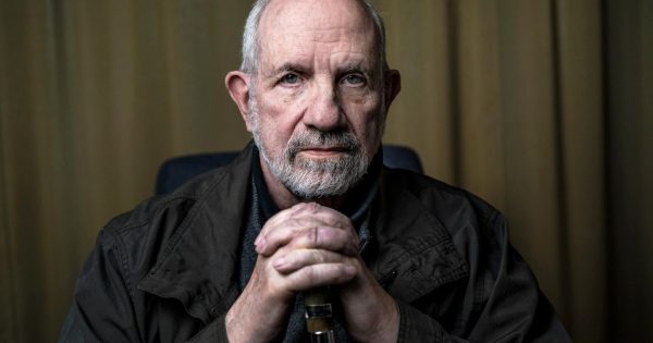 Σωστά νέα: Ο Μπράιαν Ντε Πάλμα υπόσχεται (τουλάχιστον) μία ακόμα ταινία