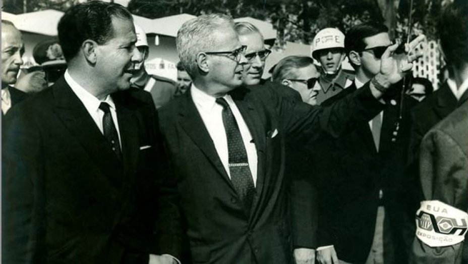 Η Μέρα που Διήρκεσε 21 Χρόνια