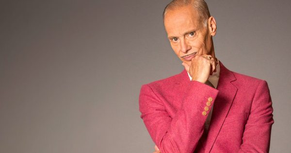 Το καθιερωμένο Top-10 του Τζον Γουότερς έβγαλε «Love lies Bleeding» στην κορυφή