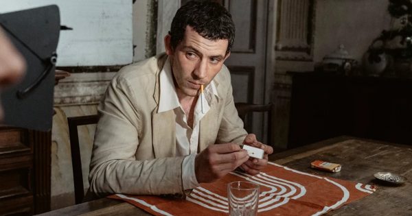 Ο Τζος Ο’ Κόνορ και η Κέιλι Σπέινι «στα μαχαίρια» με τον Ντάνιελ Κρεγκ
