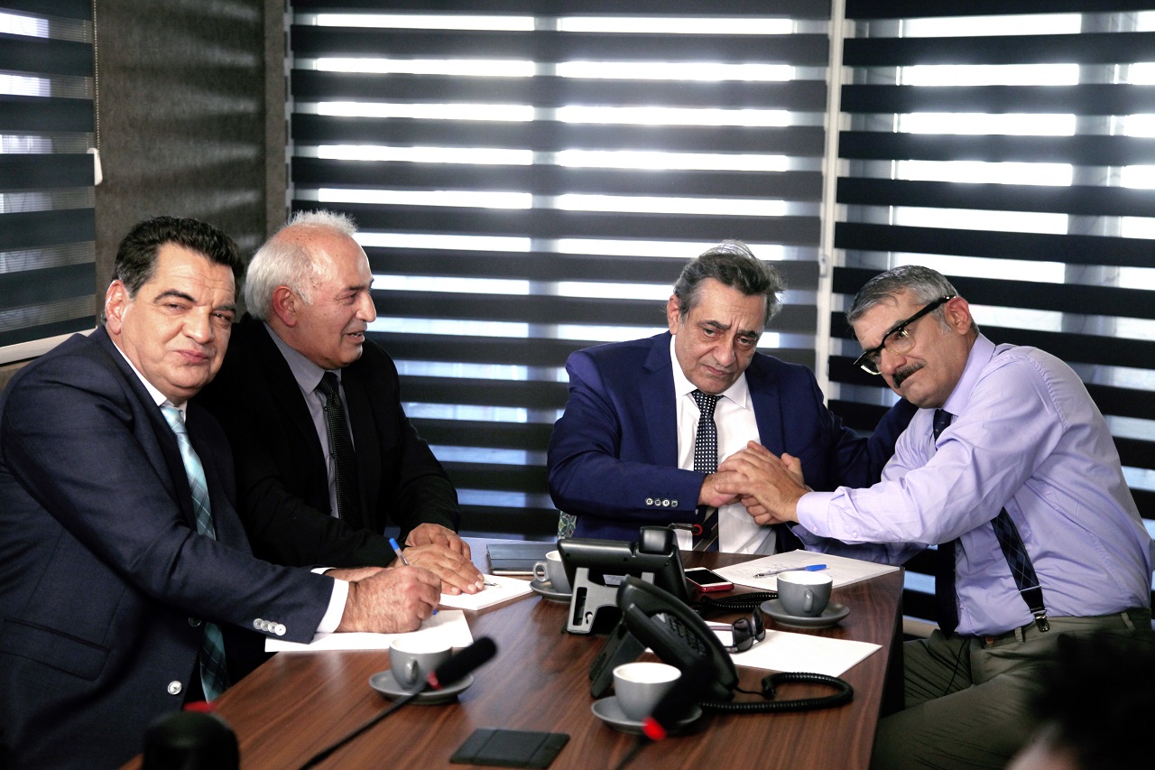 Μαζί τα Φάγαμε