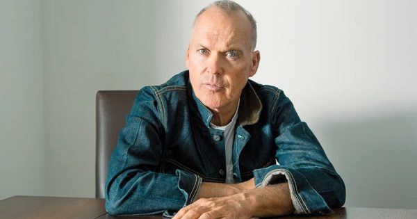 O Mάικλ Κίτον σκέφτεται να αλλάξει το όνομα του σε Μάικλ Κίτον Ντάγκλας