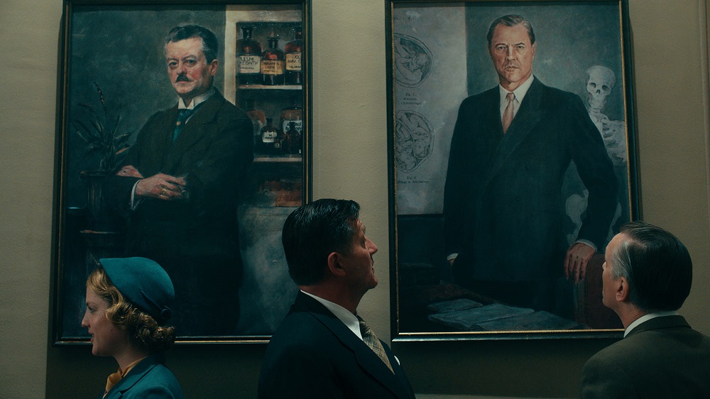 Μη Xαμηλώνεις το Bλέμμα