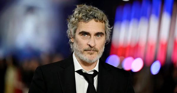 Μπλέκει δικαστικά ο Χοακίν Φίνιξ μετά την αποχώρησή του από τη νέα ταινία του Τοντ Χέινς;