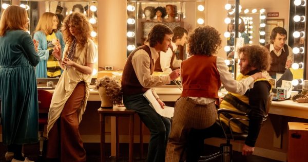 Τρέιλερ «Saturday Night»: Ο Τζέισον Ράιτμαν αποκαλύπτει το παρασκήνιο της επαναστατικής, τηλεοπτικής σειράς