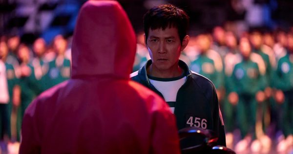 Τρέιλερ: Τα Χριστούγεννα το «Squid Game» σας προσκαλεί για ένα δεύτερο παιχνίδι