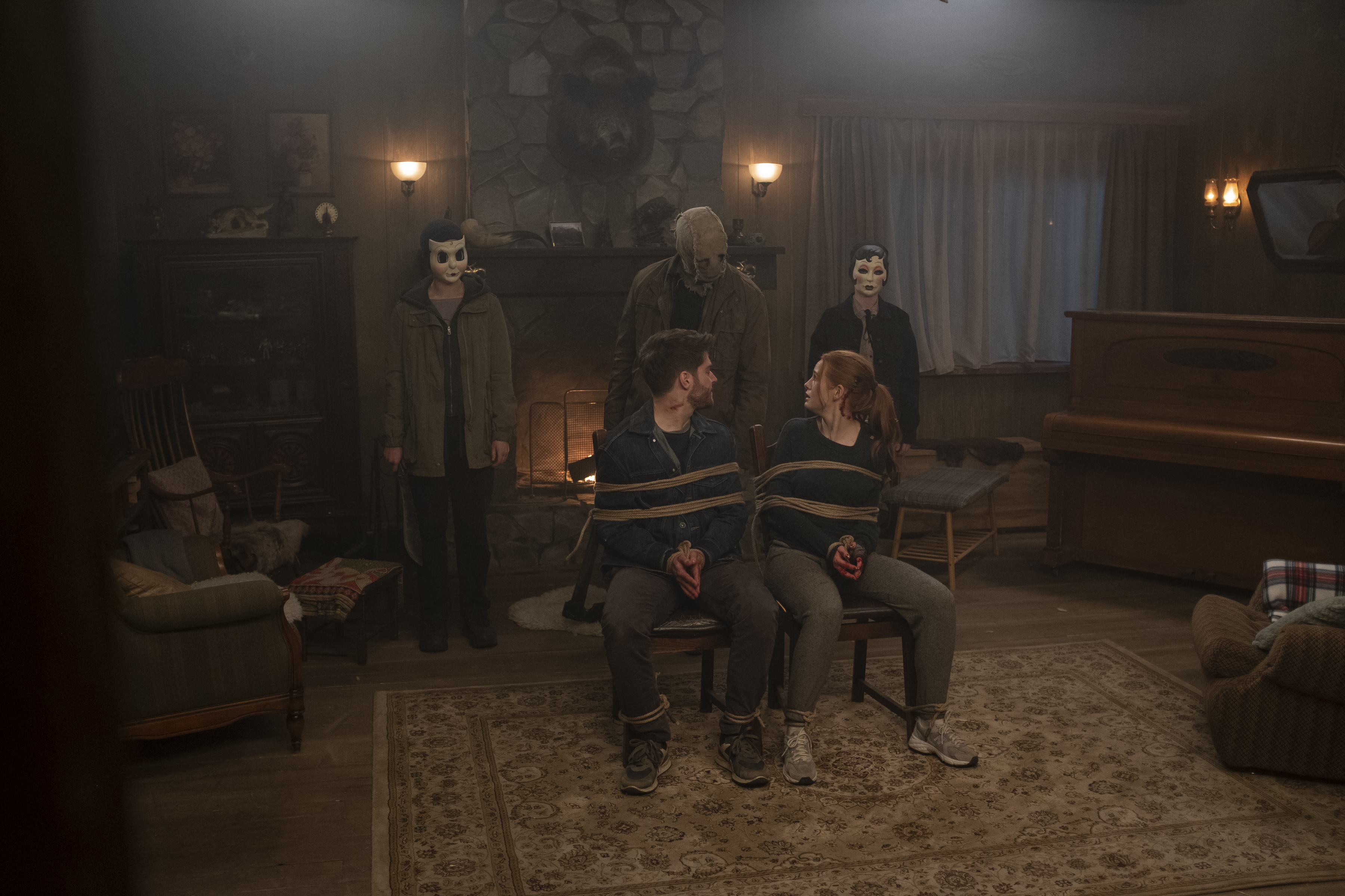 Κλείδωσες: Οι Άγνωστοι