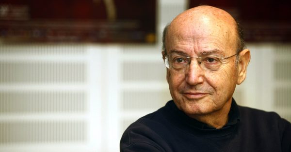 Θόδωρος Αγγελόπουλος: Όλη η φιλμογραφία του μεγαλύτερου Έλληνα σκηνοθέτη αποκλειστικά στο Cinobo