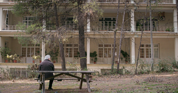 Μία συγκλονιστική ιστορία από τα αρχεία του «Σωτηρία»: Οι «Αζήτητοι» της Μαριάννας Οικονόμου επιστρέφουν στον ΔΑΝΑΟ