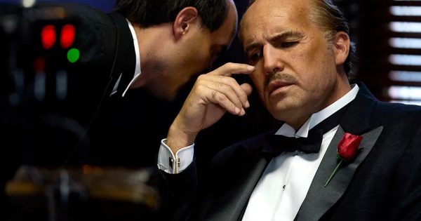 Τρέιλερ «Waltzing with Brando»: Ο Μπίλι Ζέιν υποδύεται τον Μάρλον Μπράντο