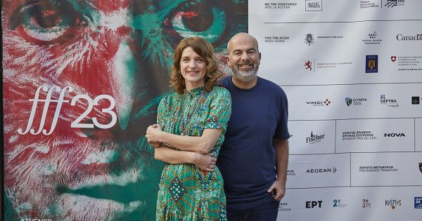 Μαρκ Φιτουσί και Ολίβια Κοτ: «Ο κόσμος νομίζει πως είναι εύκολο να σκηνοθετείς μία κωμωδία, αλλά δεν είναι»