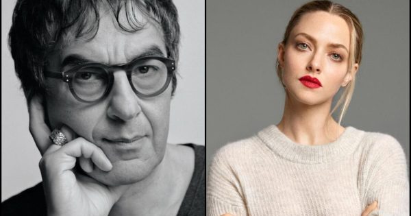 Ο Ατομ Εγκογιάν συναντά ξανά την Αμάντα Σέιφριντ στα πλατώ του «Seven Veils»