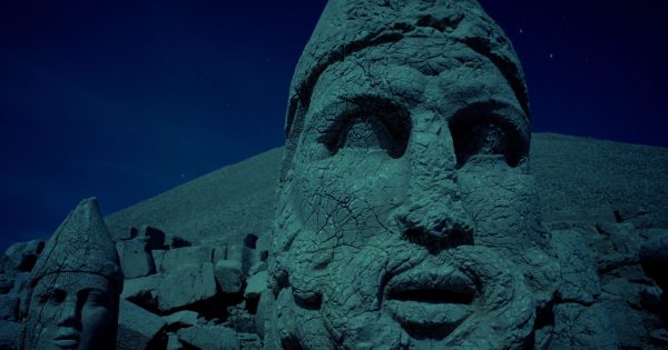 Βίντεο: Τα 10 καλύτερα ντοκιμαντέρ όλων των εποχών