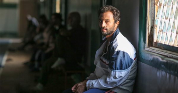 Ταινία της Εβδομάδας: Το «Ένας Ήρωας» είναι ένα πανίσχυρο δράμα με την ένταση και το σασπένς γνήσιου θρίλερ