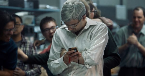 Τρέιλερ: Η άνοδος και η πτώση του κυρίου «Blackberry»