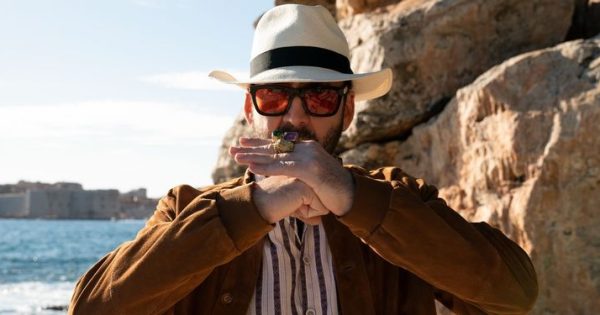 Τρέιλερ: Ο Νίκολας Κέιτζ είναι ο Νίκολας Κέιτζ στο «Unbearable Weight of Massive Talent»