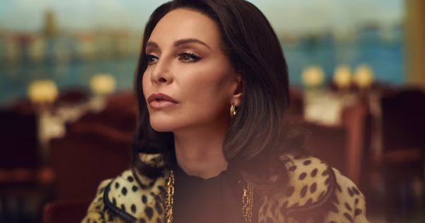 Συντονιστείτε: Η 2η σεζόν του «Feud» έχει ένα καστ-όνειρο και προορίζεται για στέμμα του camp