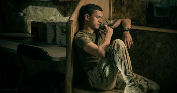 Τρέιλερ: Τομ Χόλαντ και αδερφοί Ρούσο σε Marvel διάλειμμα για το οσκαρικών προδιαγραφών «Cherry»
