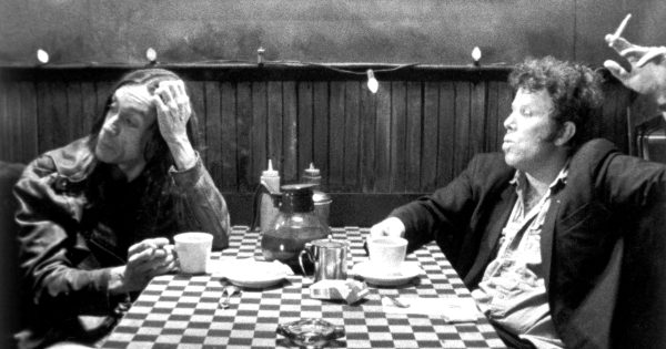 Coffee & Cigarettes: Αφιέρωμα στον Τζιμ Τζάρμους στο θερινό σινεμά ΑΒ