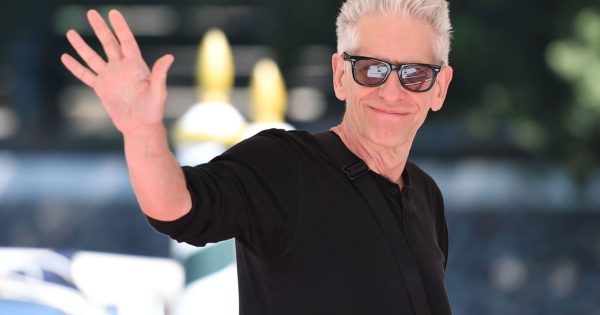 Συνέντευξη Κρόνενμπεργκ στο Variety: Τα γυρίσματα στην Αθήνα, το «συντηρητικό» Netflix και πολλά ακόμα