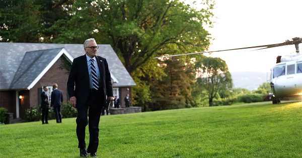 Τρέιλερ «Zero Day»: Ο Ρόμπερτ Ντε Νίρο στο «Οβάλ Γραφείο»