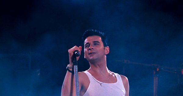 Ανεβάστε την ένταση! Το 12ο AOAFF τιμά τον Άντι Φλέτσερ με το «DEPECHE MODE: 101» στην Τεχνόπολη