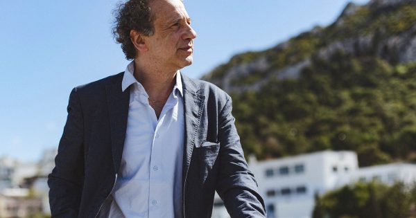 Εμανουέλ Φινκιέλ: «Με φοβίζει το πόσο γρήγορα μπορεί να γυρίσει σελίδα η Ιστορία»