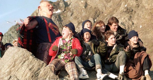 Η νέα παρέα των «The Goonies» έρχεται στην τηλεόραση