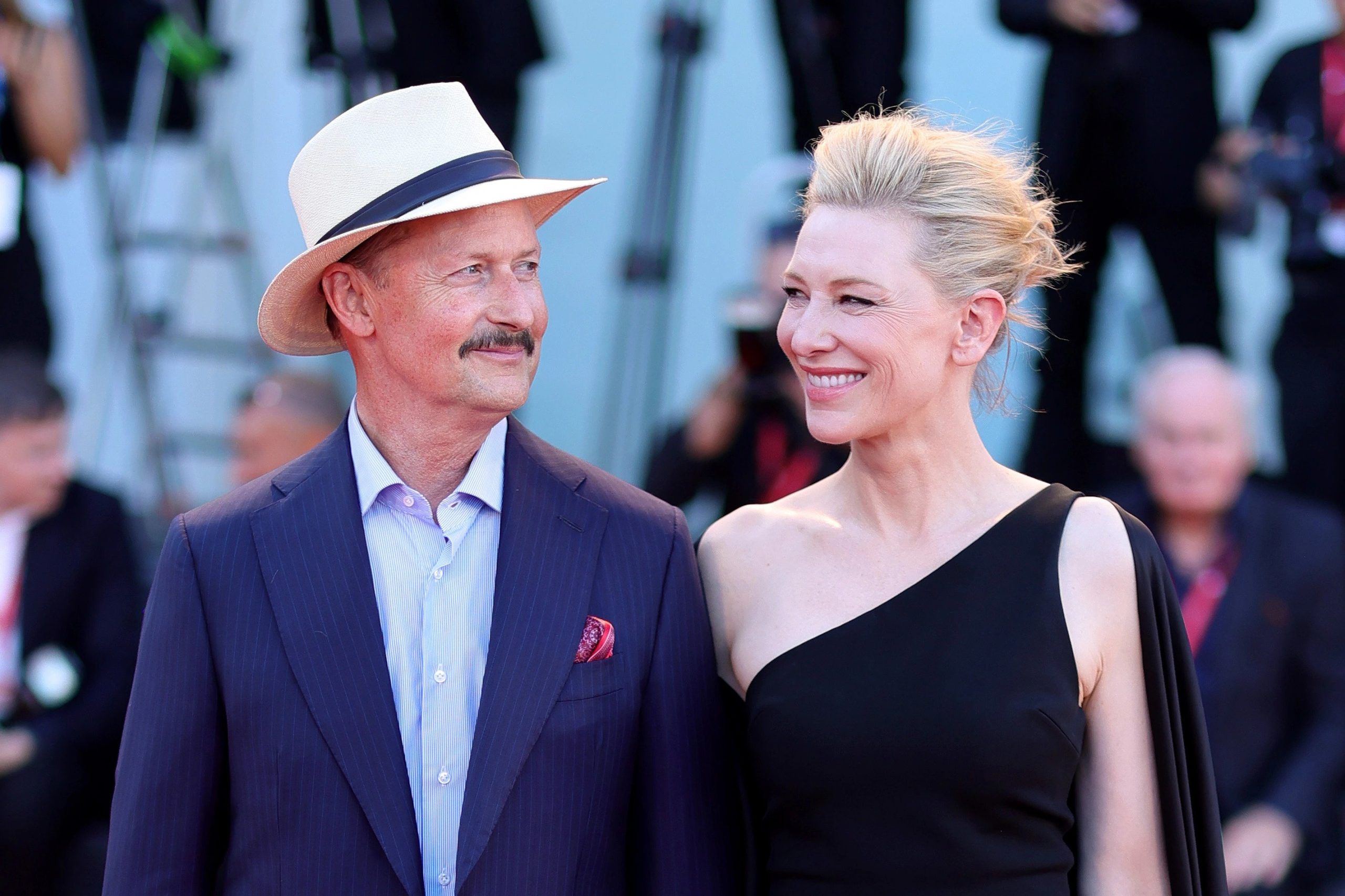 field-blanchett_1581_107765841